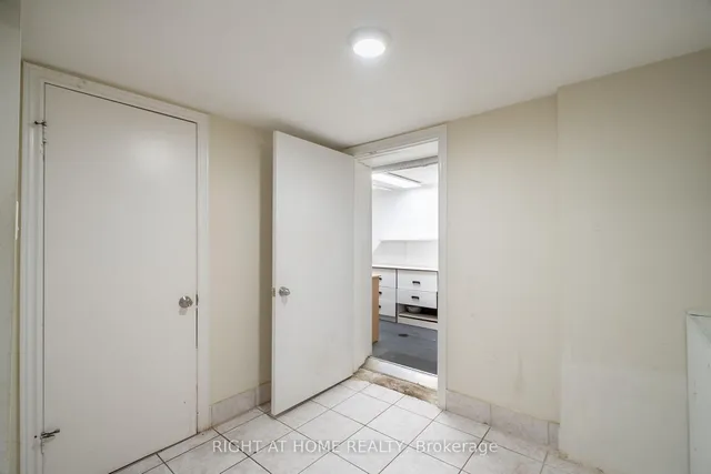 Additional image 19 of 76 Habitant Dr