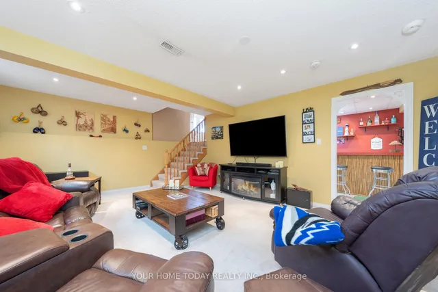 Additional image 33 of 208 Van Scott Dr