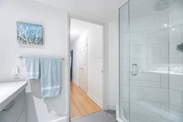 Additional image 33 of 33 University Ave Unit 704