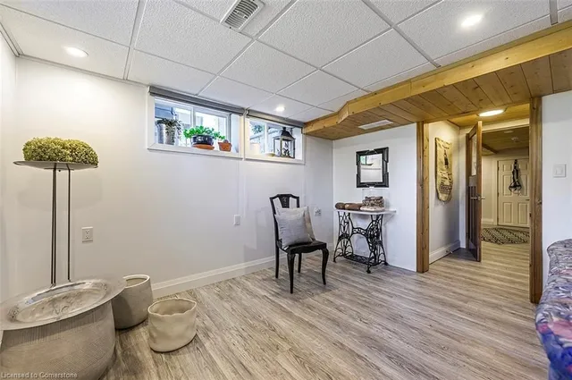 Additional image 35 of 8495 Appleby Line