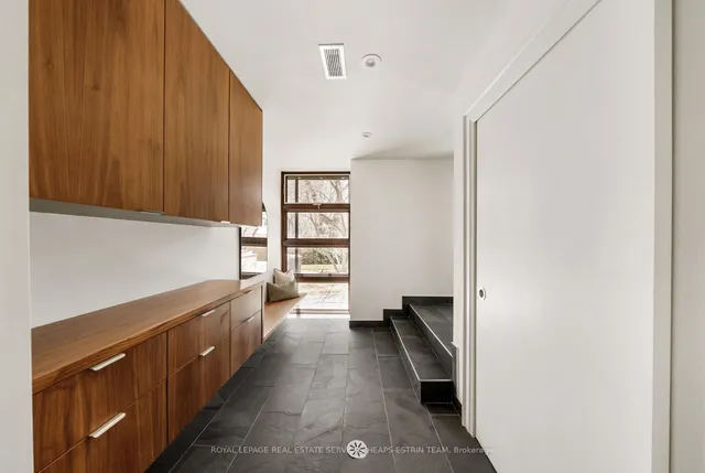 Additional image 38 of 4 Meredith Cres