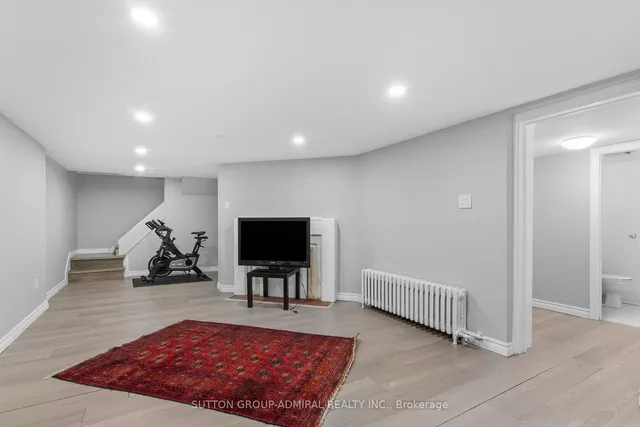 Additional image 34 of 298 Bessborough Dr