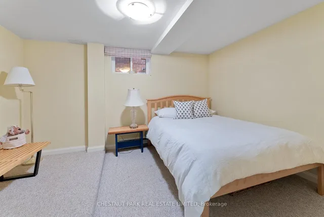 Additional image 23 of 19 Hillhurst Blvd