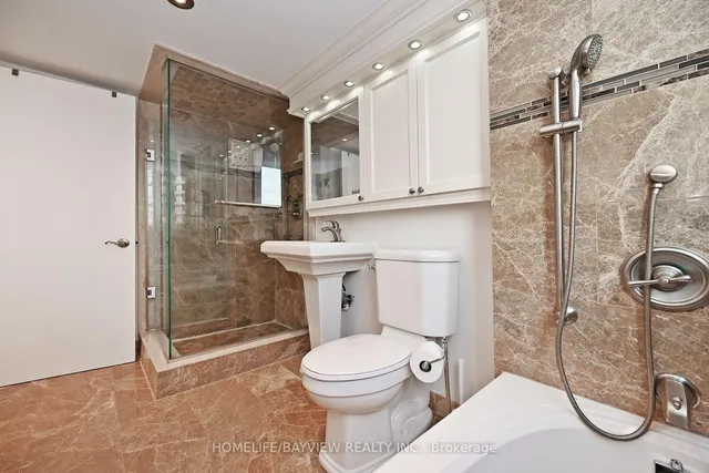 Additional image 34 of 1055 Bay St Unit 1111