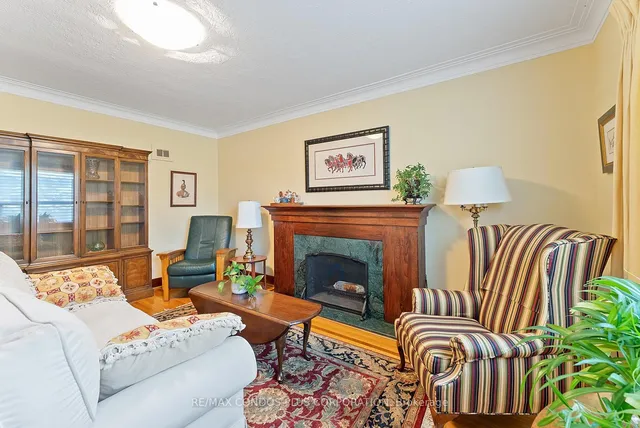 Additional image 4 of 219 King St