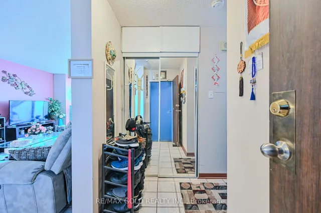Additional image 10 of 4 Kings Cross Rd Unit 1807