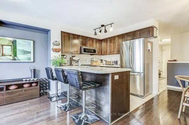 Additional image 17 of 651 Warden Ave Unit D38