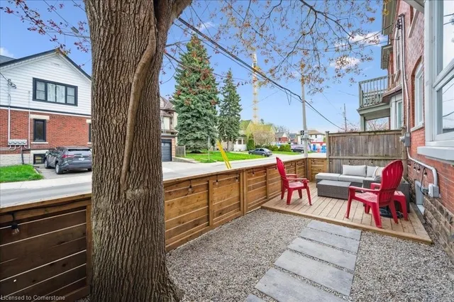 Additional image 34 of 43 Cedar St