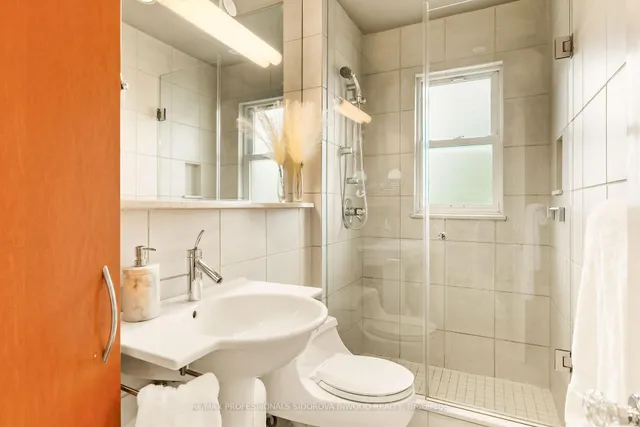 Additional image 26 of 2 Morland Rd