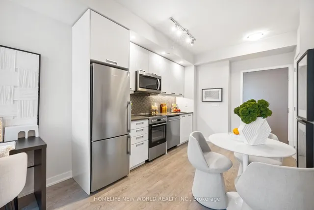 Additional image 9 of 99 John St Unit 1302