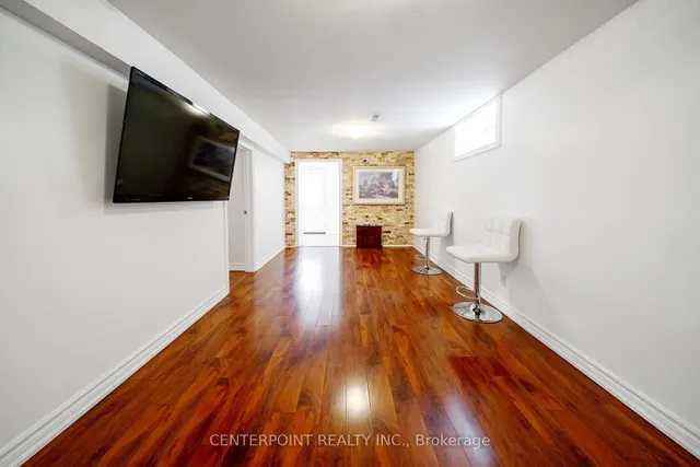 Additional image 22 of 32 Hertford Ave