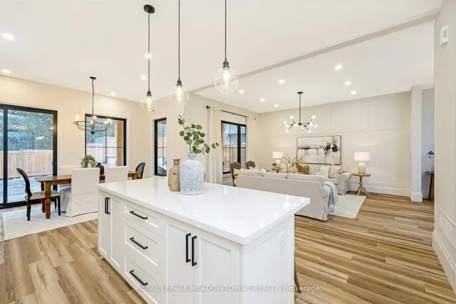 Additional image 21 of 79 Fulton St