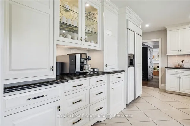 Additional image 21 of 10 Azalea Crt