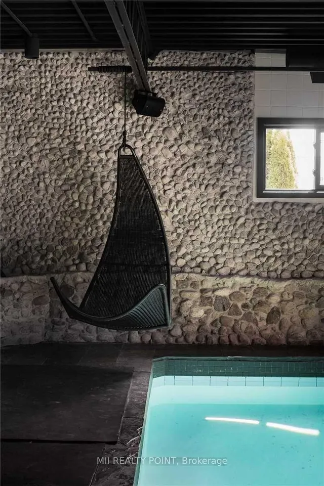 Additional image 30 of 881 Danforth Pl