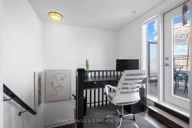 Additional image 30 of 1110 Briar Hill Ave Unit 301