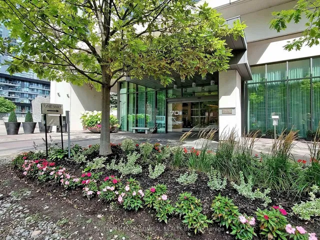 Additional image 3 of 70 Roehampton Ave Unit 1916