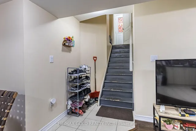 Additional image 41 of 4 Mistletoe Pl