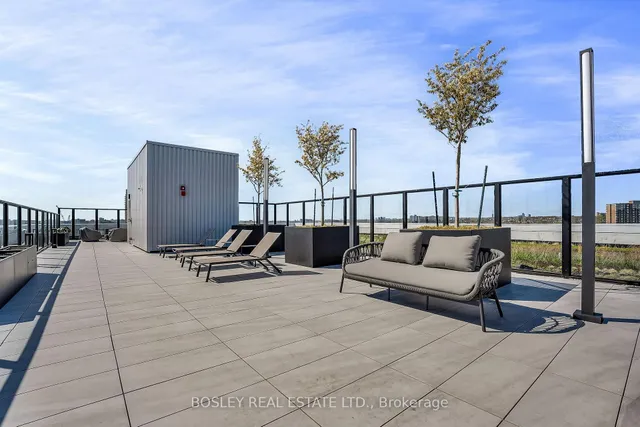 Additional image 18 of 2720 Dundas St Unit 522