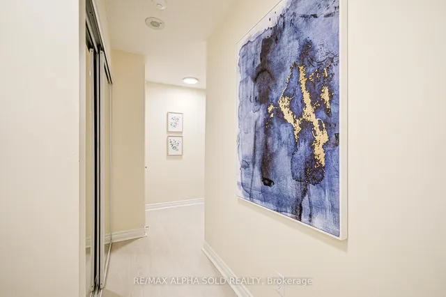 Additional image 7 of 250 Wellington St Unit 246