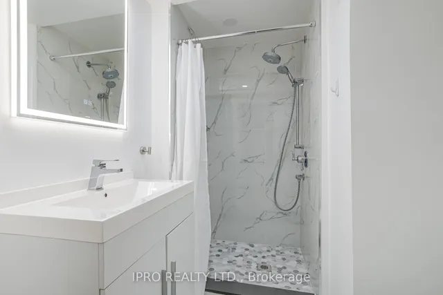 Additional image 34 of 94 Rushmore Cres