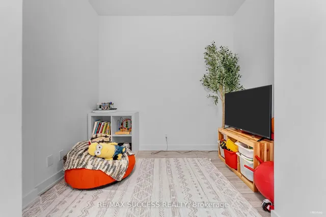 Additional image 16 of 108 Peter St Unit 727