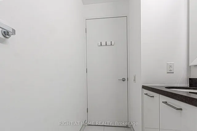 Additional image 24 of 88 Park Lawn Rd Unit 2605