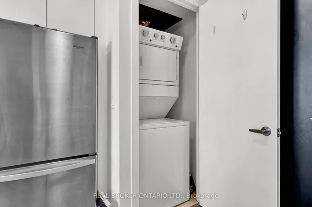 Additional image 27 of 5240 Dundas St Unit 607