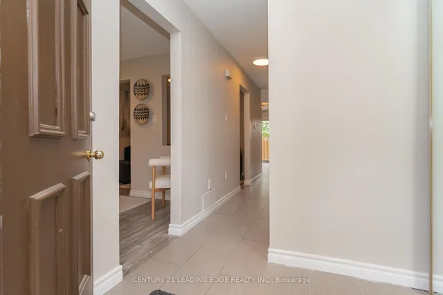 Additional image 5 of 91 L'Amoreaux Dr Unit 126