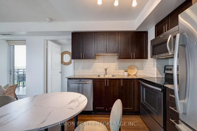 Additional image 3 of 2 Eva Rd Unit 824