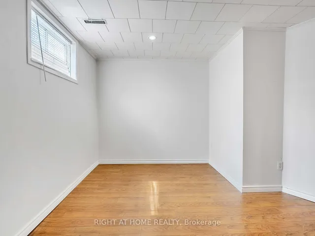 Additional image 26 of 165 Simmons Blvd