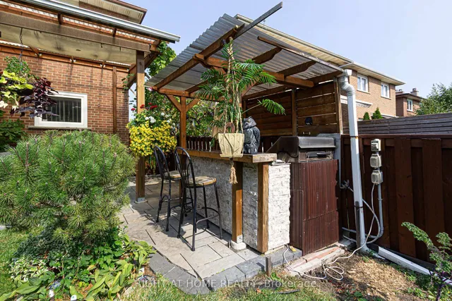 Additional image 4 of 4302 Highgate Cres