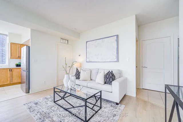 Additional image 11 of 1105 Leslie St Unit 1106