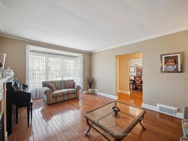 Additional image 11 of 397 Cortleigh Blvd