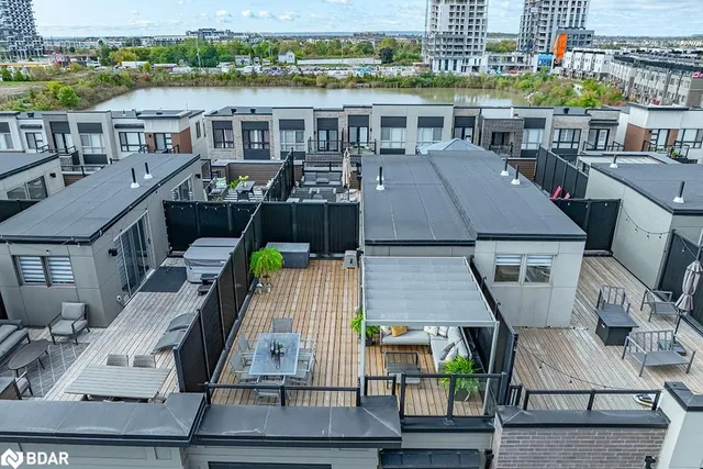 Additional image 36 of 3048 Silvertip Common Common