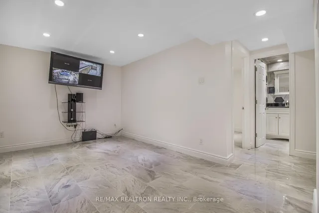 Additional image 35 of 42 Verne Cres