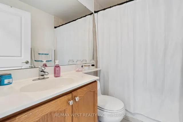 Additional image 31 of 80 Absolute Ave Unit 406