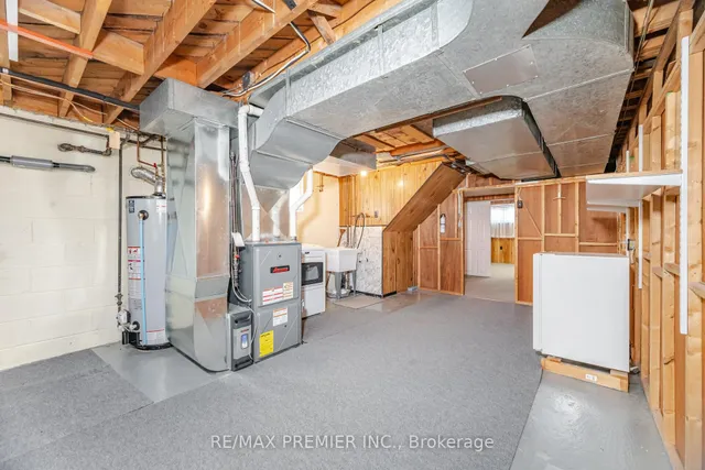 Additional image 39 of 32 Edgemont Dr