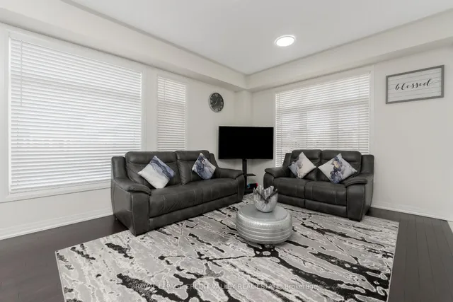 Additional image 49 of 96 Yale Dr