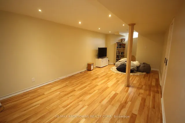 Additional image 21 of 5102 Thornburn Dr