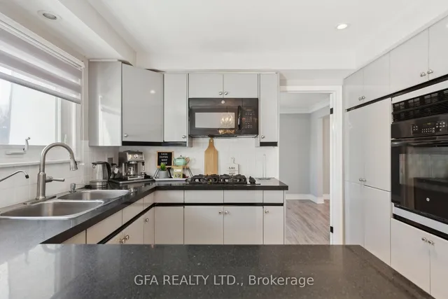 Additional image 24 of 2373 Cheverie St