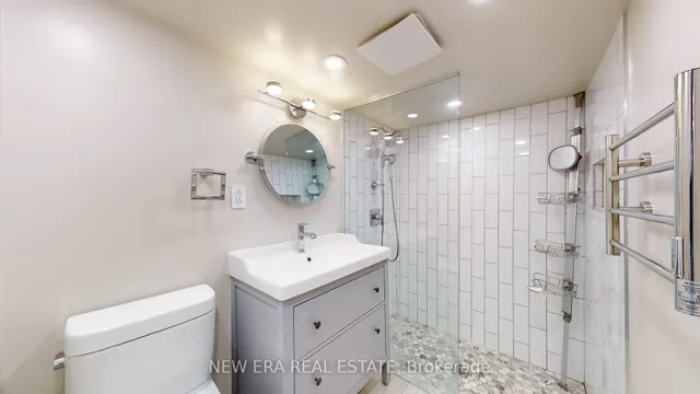 Additional image 30 of 34 Kimbourne Ave