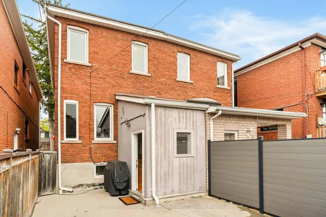 Additional image 39 of 144 Nairn Ave