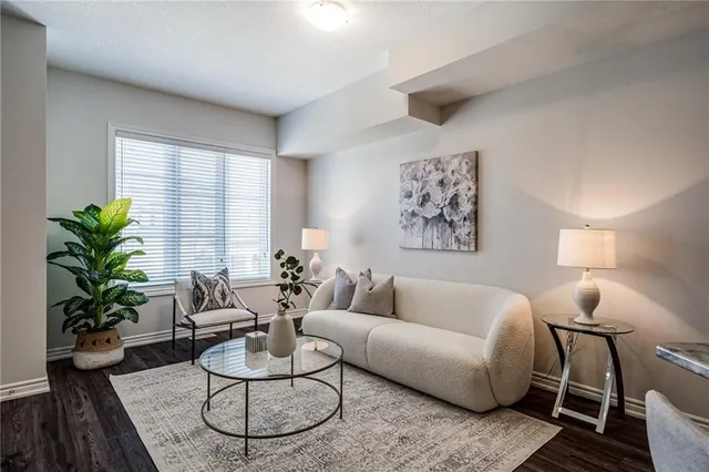 Additional image 9 of 219 DUNDAS St Unit 26