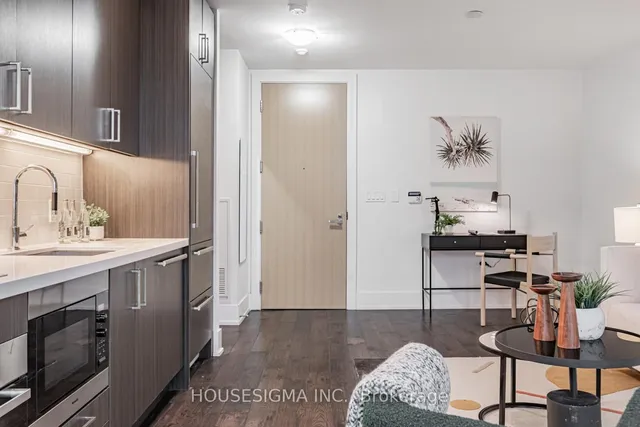 Additional image 2 of 39 Queens Quay Unit 1039