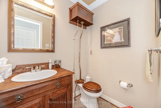 Additional image 17 of 42 Fernbrook Cres