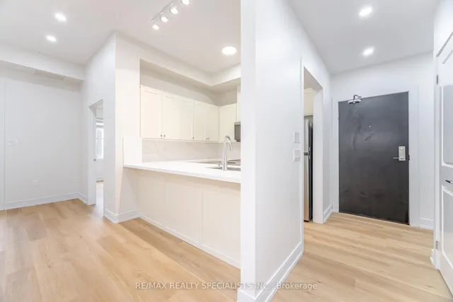 Additional image 9 of 2326 TAUNTON Rd Unit 103