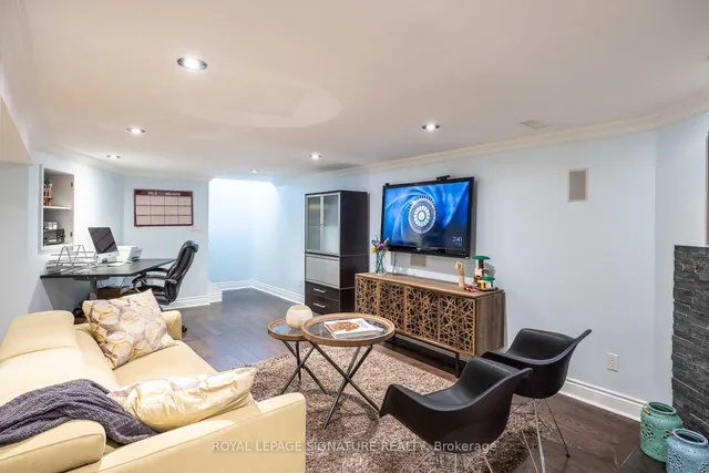 Additional image 31 of 105 Catalina Dr