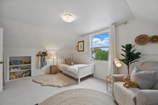 Additional image 24 of 361 East 23rd St