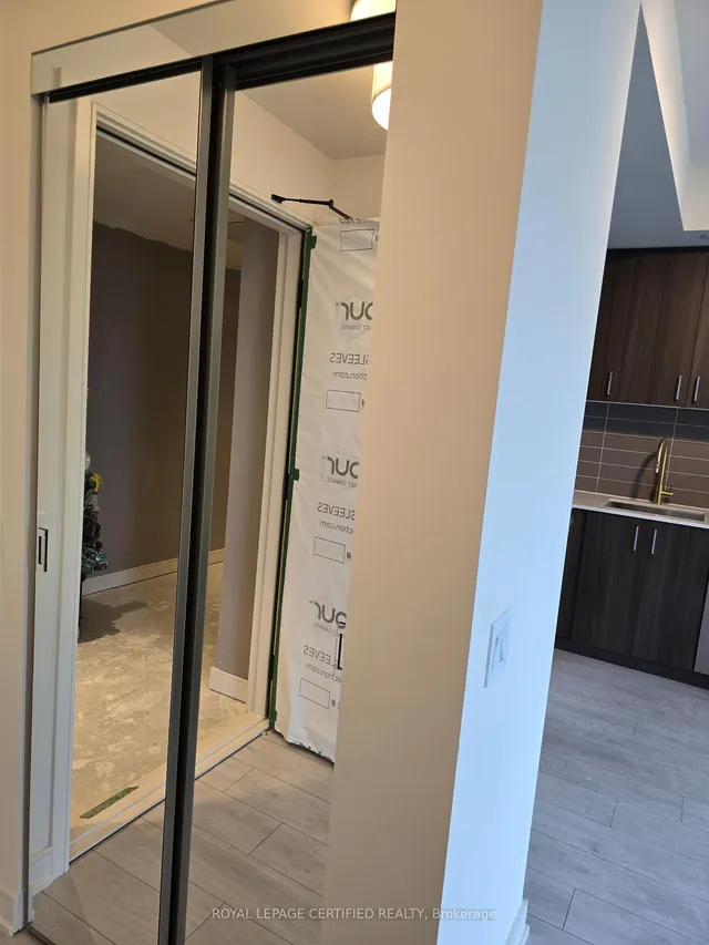 Additional image 11 of 8010 Derry Rd Unit 1003