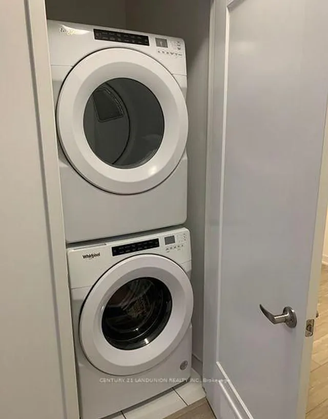 Additional image 16 of 121 Lower Sherbourne St Unit 644 SW